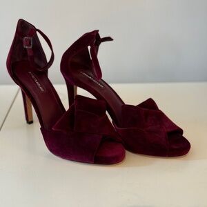 Antonio Melani Burgundy Velvet Heels 8.5 Never Worn